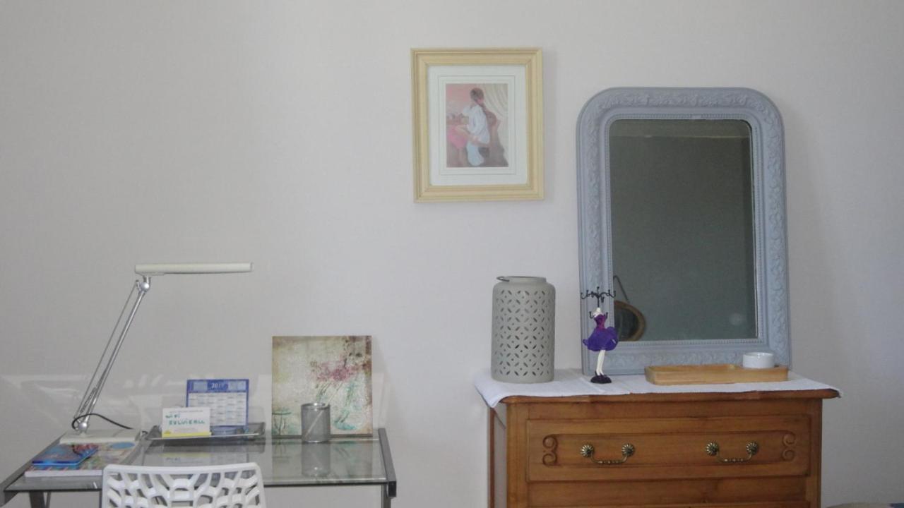 Le Compostelle Chic, Charme, Confort, Cocooning 80 M² Saint-Léonard-de-Noblat Exterior foto